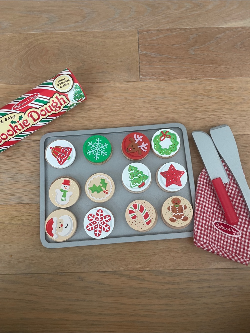 Melissa & Doug Holiday Cookie Dough Play Set - Red, Green, White